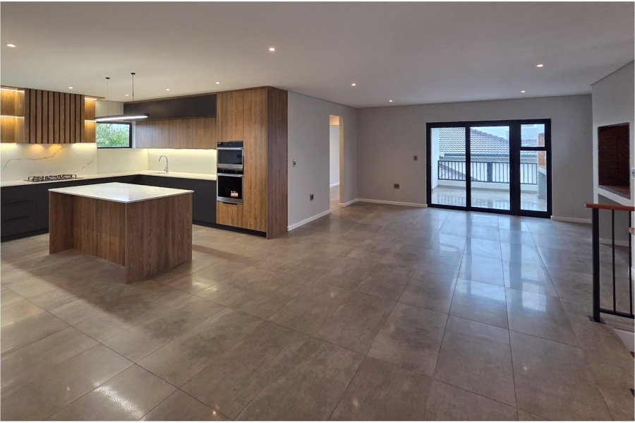 3 Bedroom Property for Sale in Country Club Western Cape
